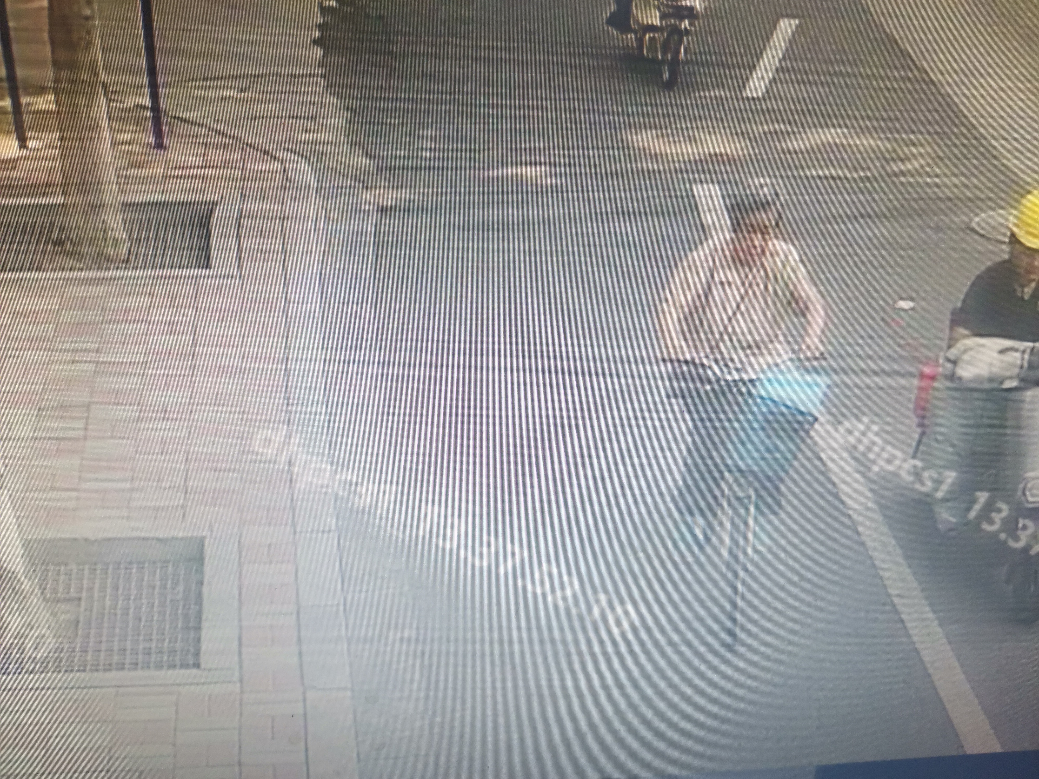 走失者照片 石家庄市寻人：七旬老太走失，穿黑色...