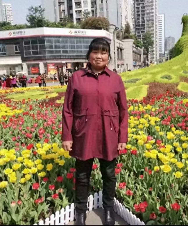 走失者照片 重庆市寻人：五旬女子走失，精神异常...