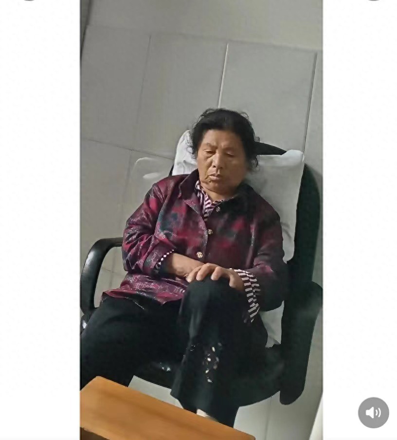 走失者照片 曲靖市急寻：七旬老太走失，患脑梗，...