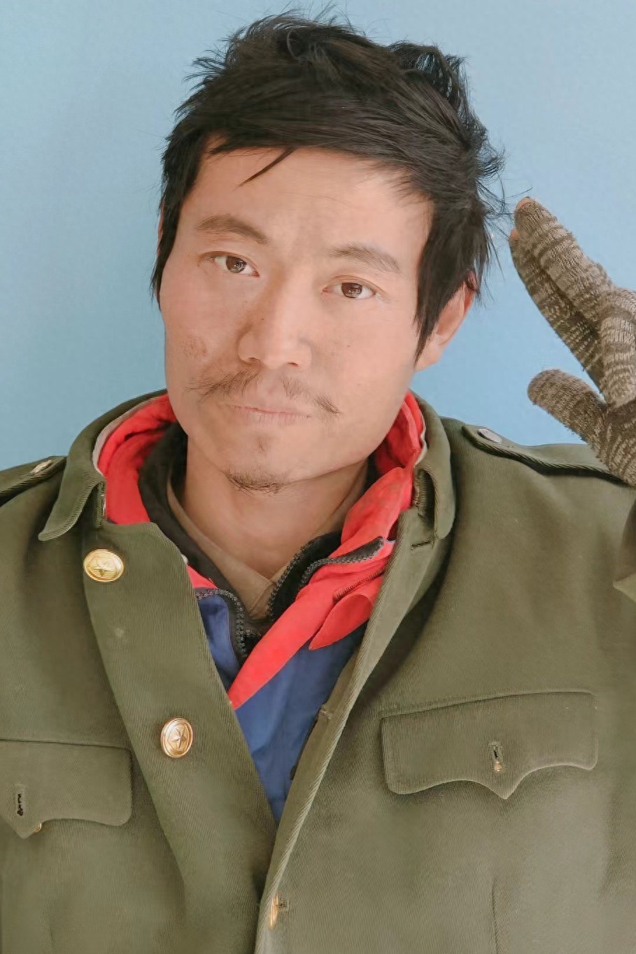 走失者照片 阜阳市界首市寻亲：中年男子被救助，...