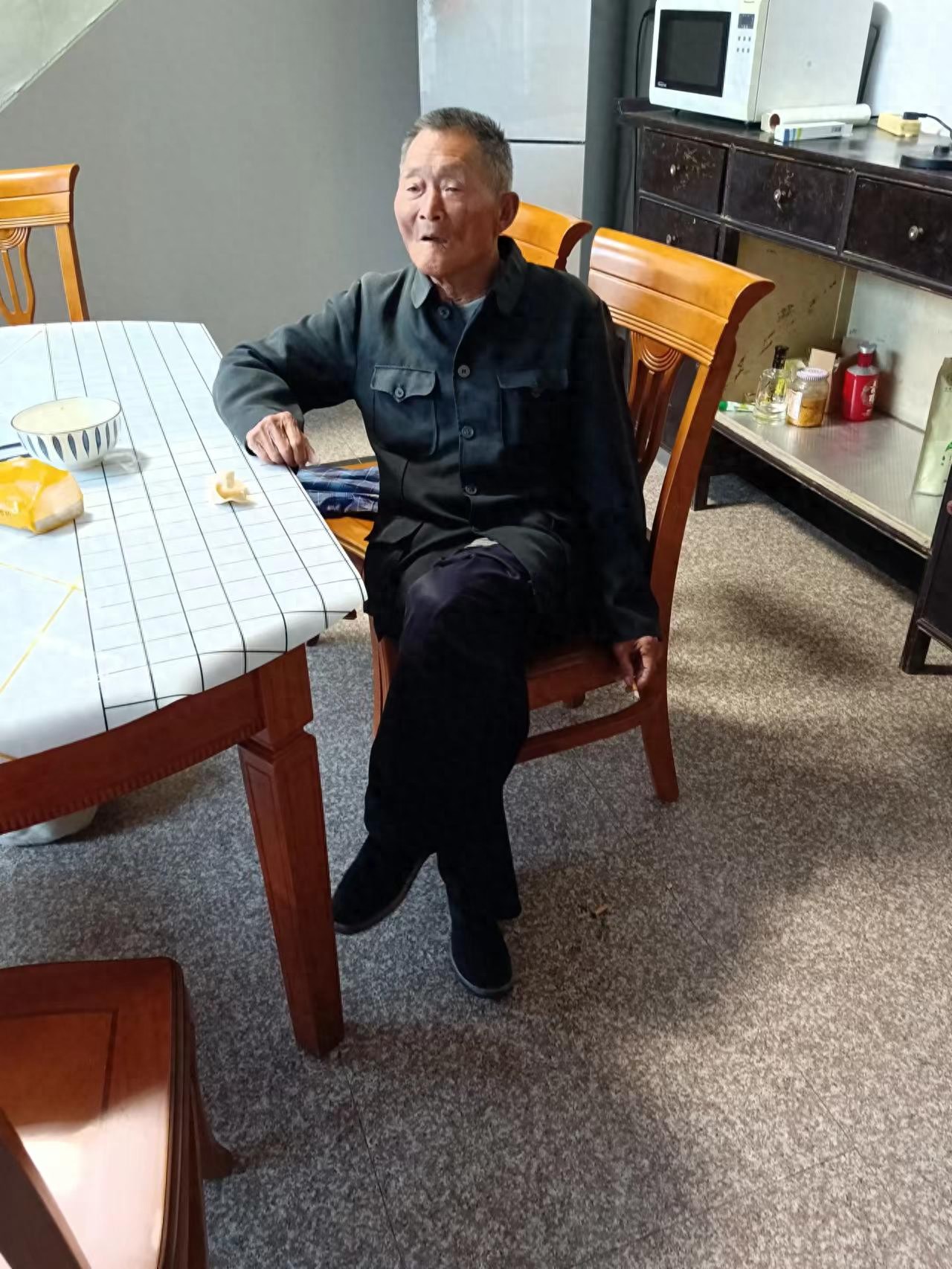 走失者照片 泰州市泰兴市急寻：八旬老人失联，高...
