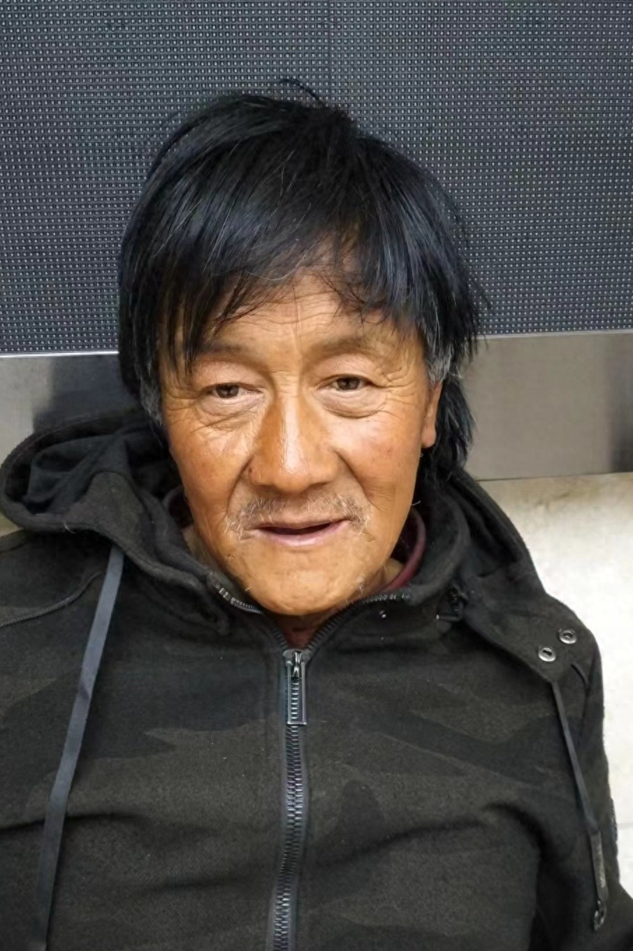 走失者照片 包头市寻亲：五旬男子被救助，高1米...