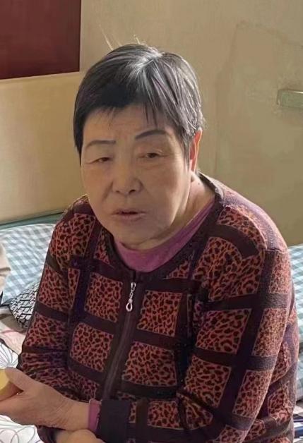 走失者照片 沈阳市急寻：七旬老太走失，患小脑萎...