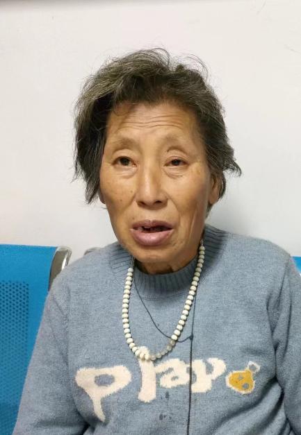 走失者照片 汉中市寻亲：七旬老太被救助，花白短...