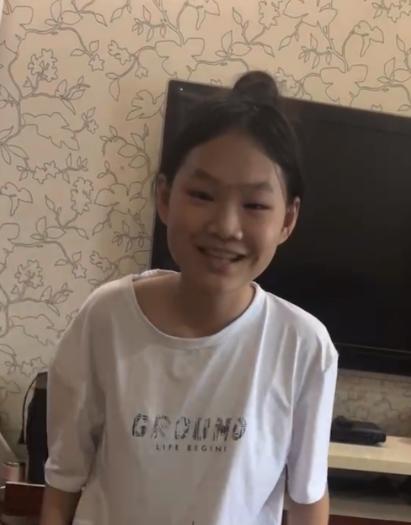 走失者照片 柳州市急寻：13岁女孩失联，眉心有...