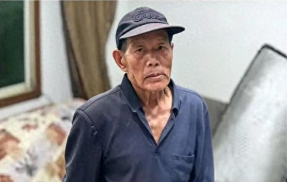 走失者照片 重庆市寻人：六旬老人走失，患术后后...