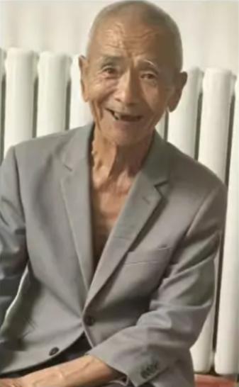 走失者照片 安阳市林州市寻人：七旬老人走失，穿...