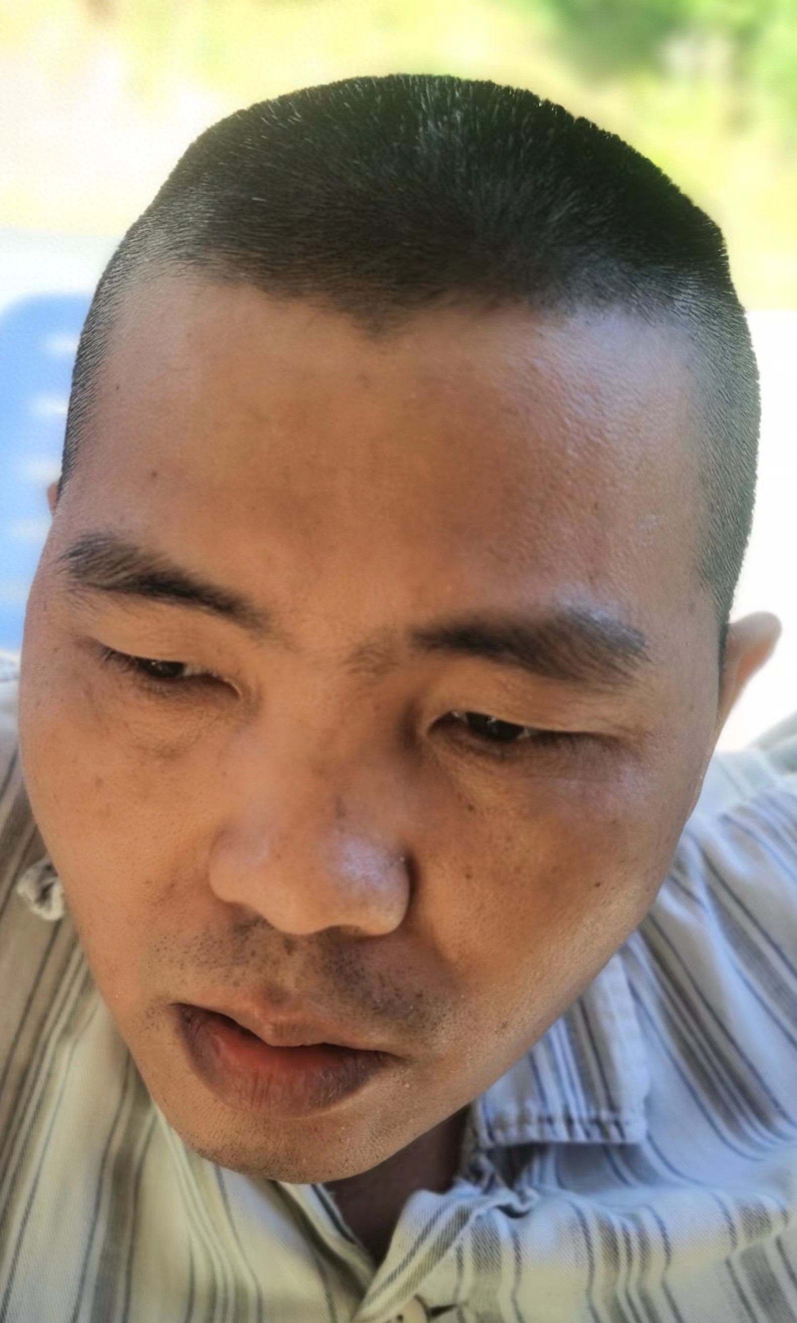 走失者照片 湛江市寻亲：中年男子被救助，穿浅灰...