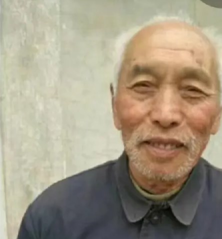 走失者照片 太原市急寻：七旬老人走失，穿黑色皮...