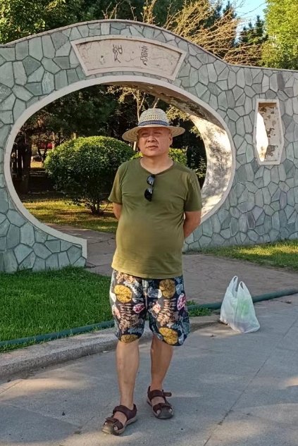 走失者照片 哈尔滨市急寻：五旬男子走失，患精神...