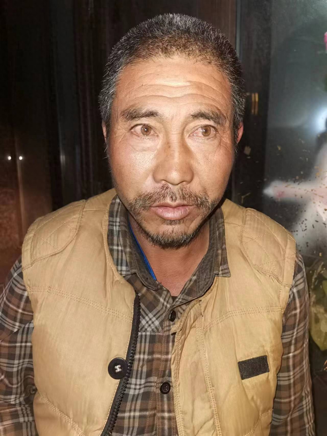 走失者照片 银川市寻亲：五旬男子被救助，自述叫...