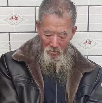 走失者照片 毕节市急寻：六旬老人失联数日，穿黑...