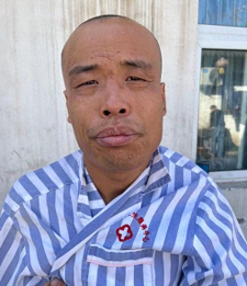 走失者照片 菏泽市寻亲：中年男子被救助，自述叫...