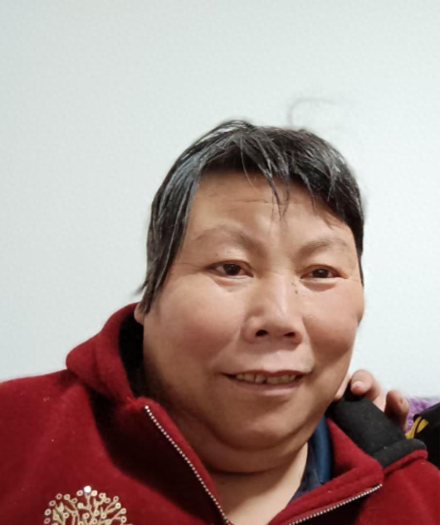 走失者照片 贵阳市寻人：六旬老太走失，背黑色包...