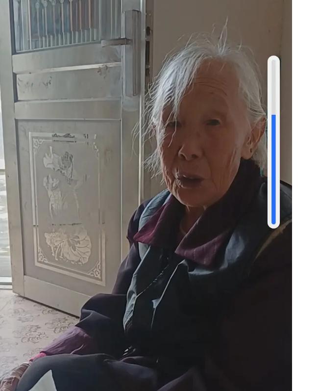 走失者照片 德阳市急寻！九旬老太走失，穿黑色马...
