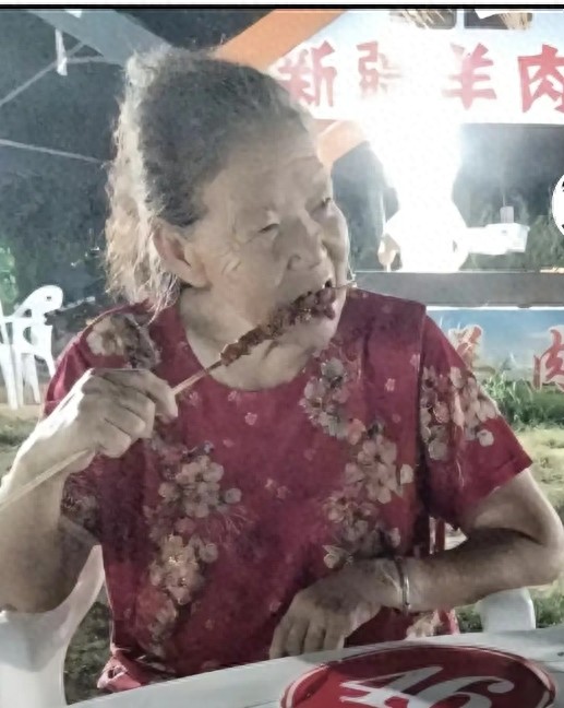 走失者照片 周口市急寻：七旬老太失联多日，穿暗...