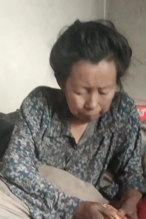 走失者照片 临汾市寻亲：五旬女子被救助，高1米...