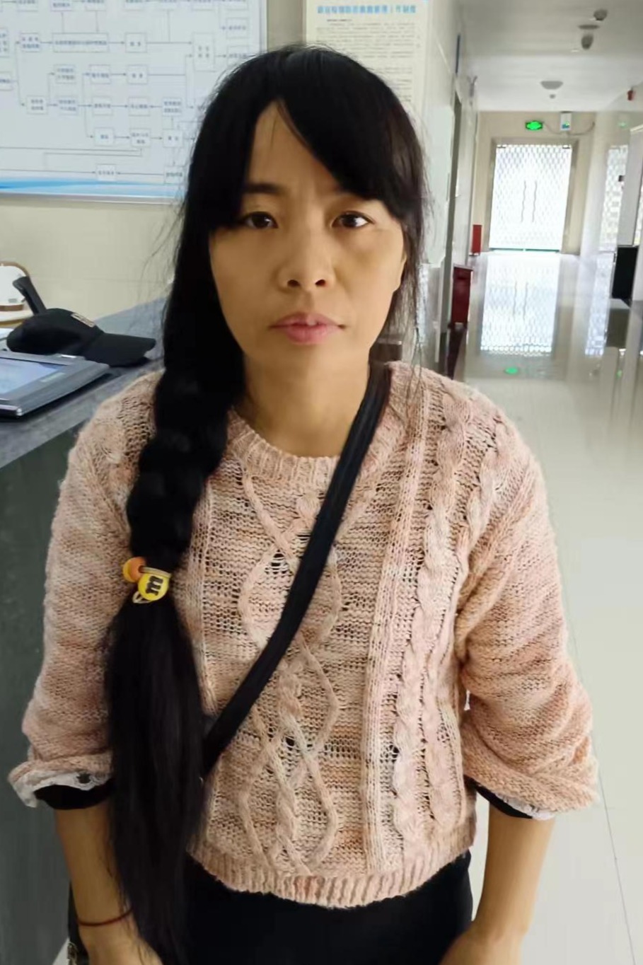 走失者照片 重庆市寻亲：中年女子在上海市被救助...