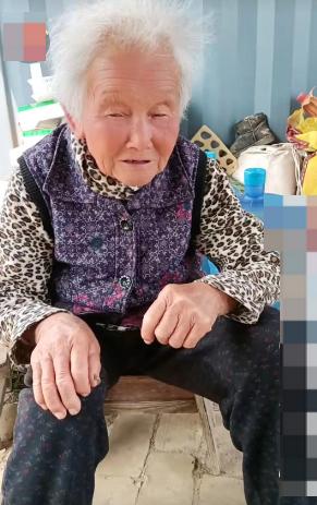 走失者照片 阜阳市急寻：八旬老太走失，患小脑萎...
