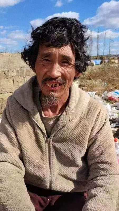 走失者照片 烟台市莱阳市寻亲：六旬老人被救助，...