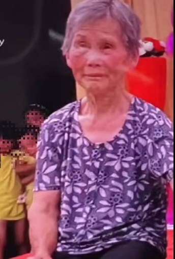 走失者照片 信阳市急寻：八旬老太失联，穿黑色棉...