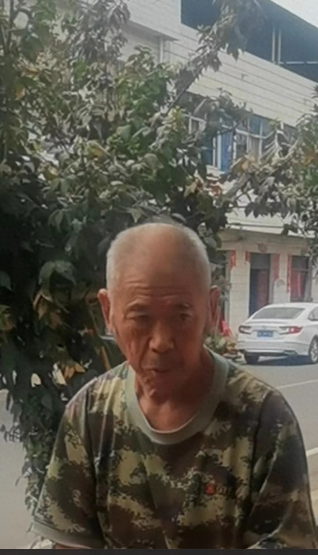 走失者照片 南阳市寻人：六旬老人走失，患脑梗，...