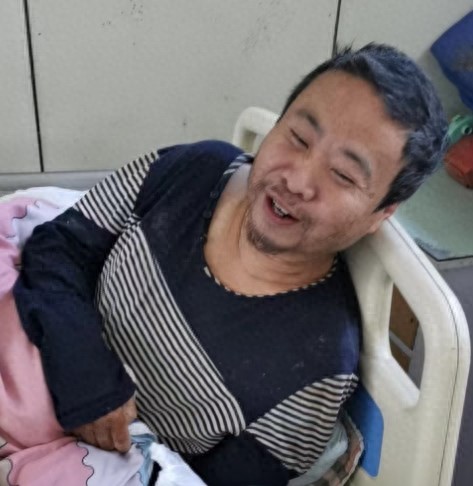 走失者照片 太原市寻亲：中年男子被救助，自述叫...