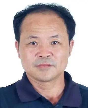 走失者照片 宁德市急寻：五旬男子失联，穿灰色长...