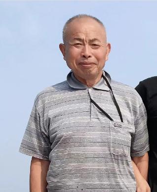 走失者照片 开封市急寻：七旬老人走失，骑红色三...