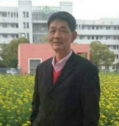 走失者照片 武汉市急寻：七旬老人失联，高1米8...