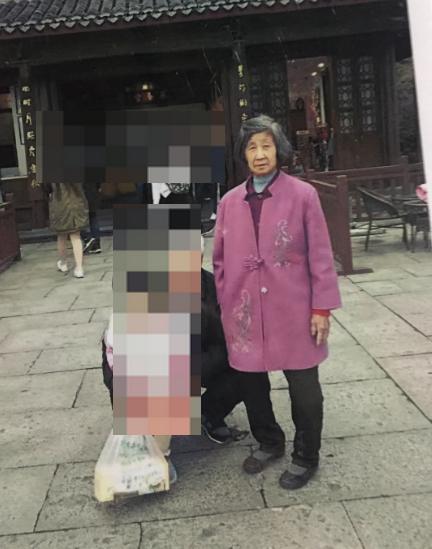 走失者照片 合肥市巢湖市急寻：八旬老太走失，患...