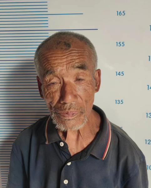 走失者照片 天津市急寻：七旬老人被救助，穿蓝色...