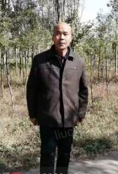 走失者照片 西安市急寻：六旬老人失联月余，穿蓝...