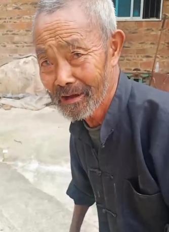 走失者照片 黔南州寻人：八旬老人走失，穿黑色上...