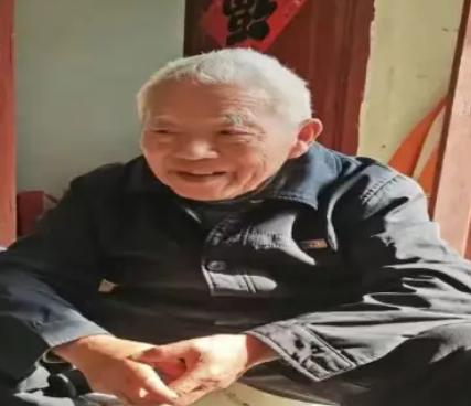 走失者照片 商丘市永城市急寻：八旬老人失联，穿...