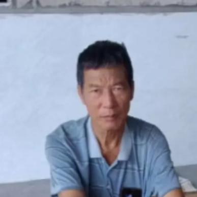 走失者照片 崇左市寻人：六旬老人失联，穿深蓝色...