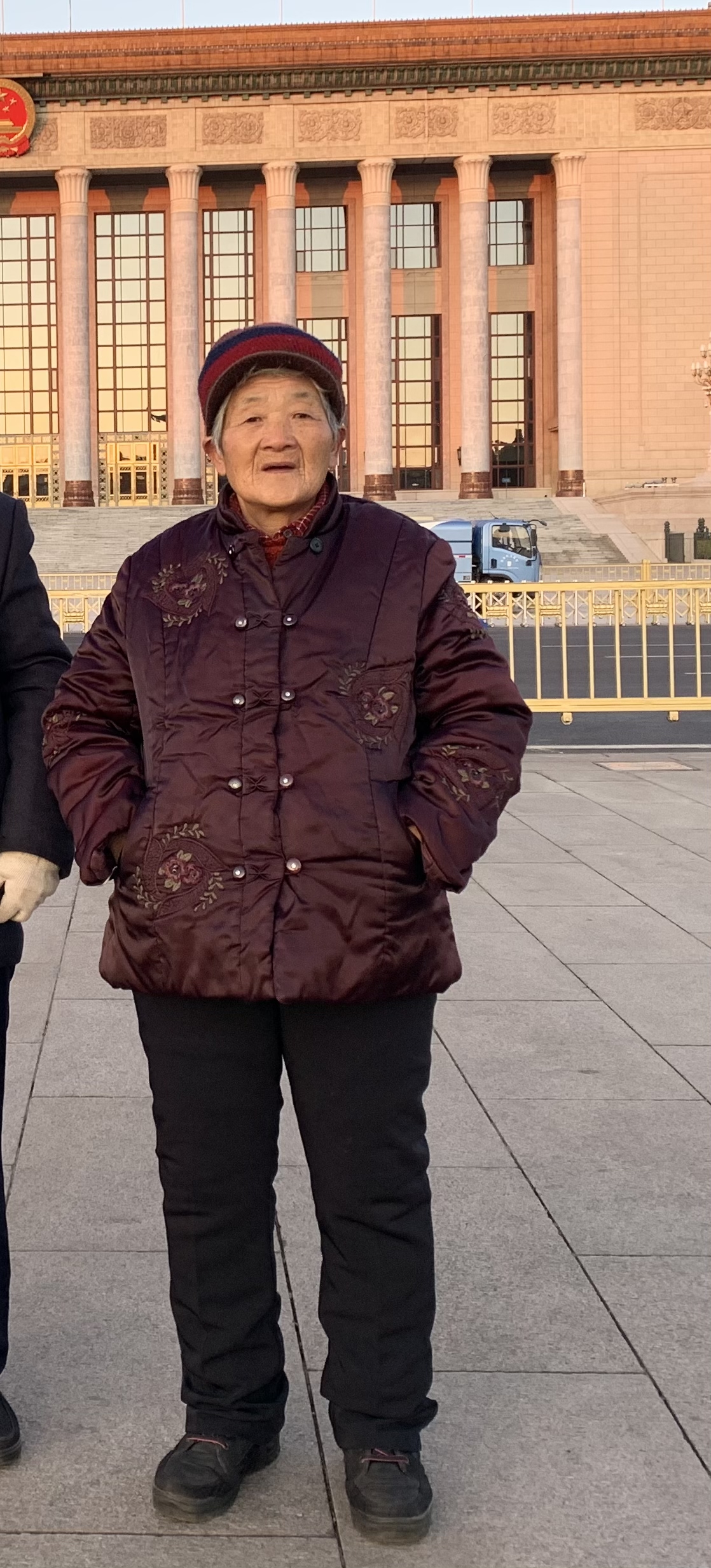 走失者照片 许昌市急寻：七旬老太走失，白发，穿...