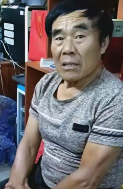 走失者照片 宿州市寻人：七旬老人走失，穿白色上...