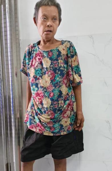 走失者照片 北海市寻亲：六旬老太被救助，穿圆领...