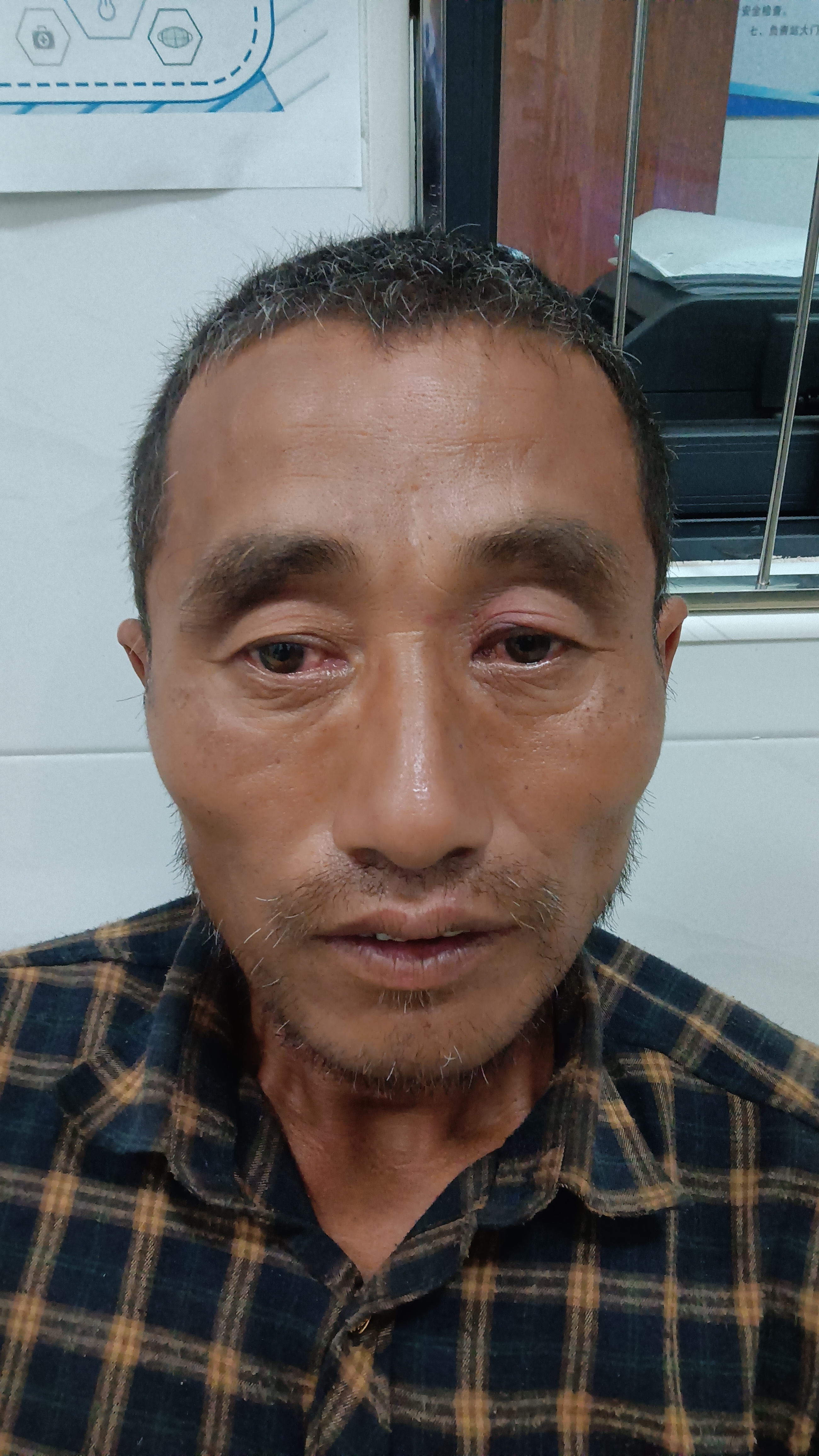 走失者照片 韶关市南雄市寻亲：中年男子被救助，...