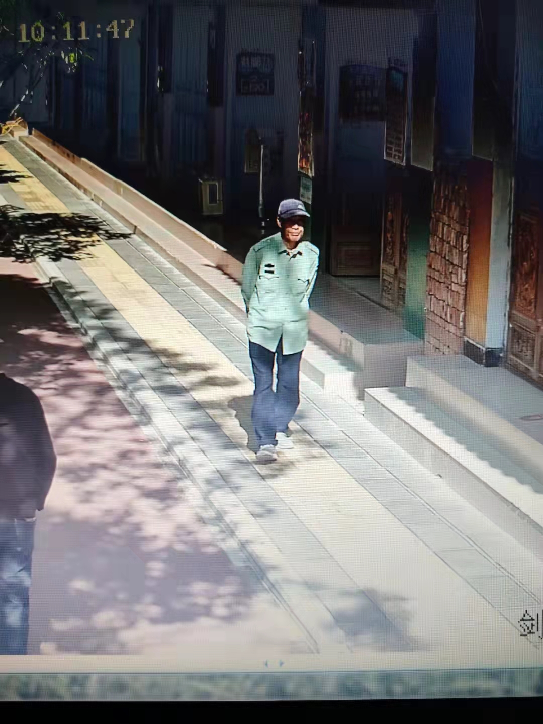 走失者照片 大理州急寻：七旬老人走失，患阿尔茨...