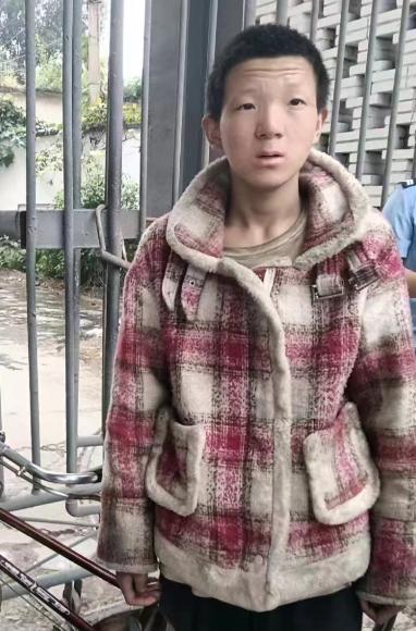走失者照片 石家庄市寻亲：19岁男孩被救助多日...