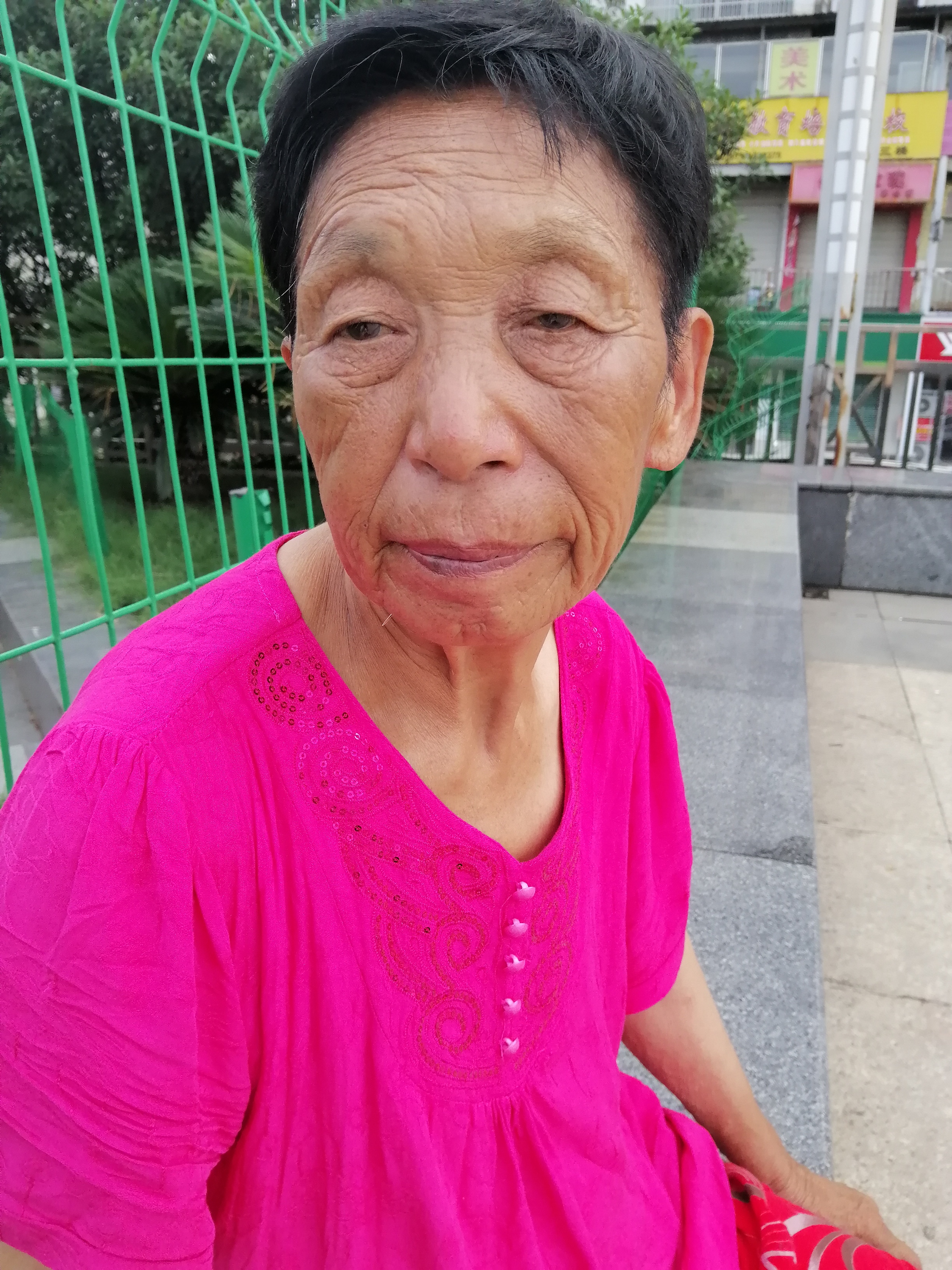 走失者照片 随州市广水市寻人：七旬老太走失，精...