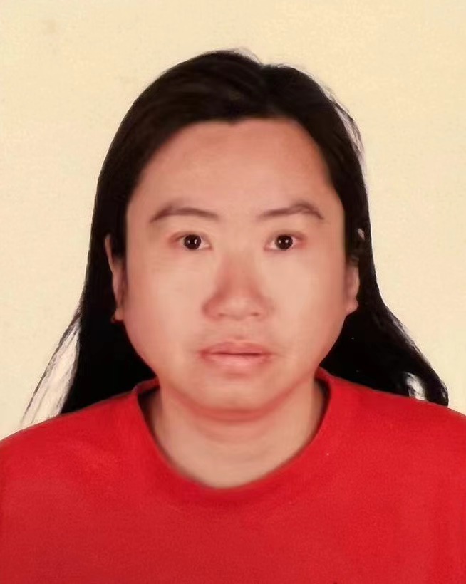 走失者照片 鞍山市急寻：中年女子走失，患精神障...