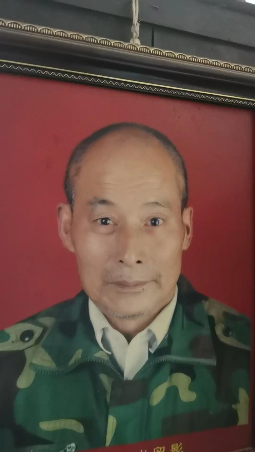 走失者照片 湘潭市急寻：七旬老人走失，穿黑色衣...
