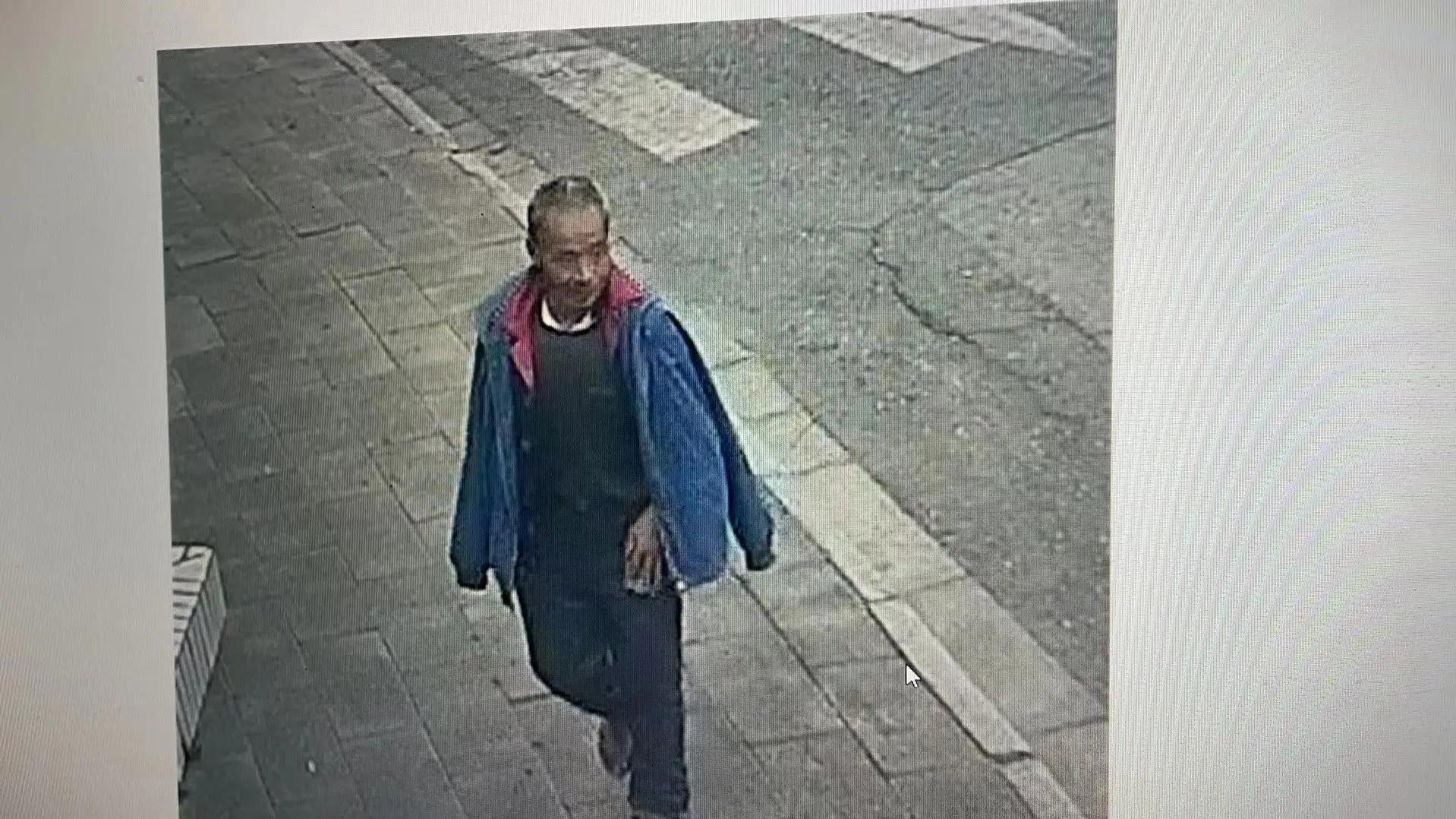 走失者照片 十堰市急寻：六旬老人走失，穿蓝色工...