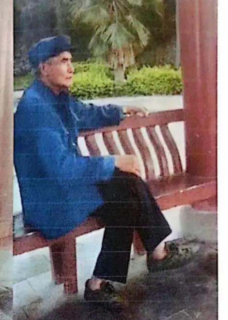 走失者照片 河池市寻人：八旬老人走失，穿蓝色中...