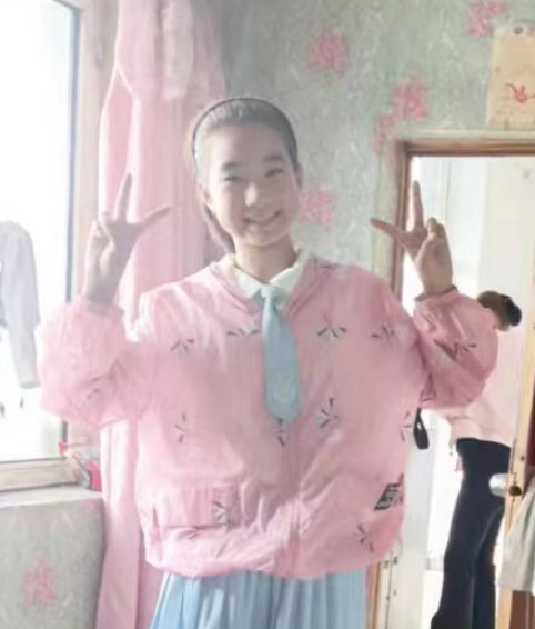 走失者照片 兴安盟急寻：12岁女生失联多日，穿...