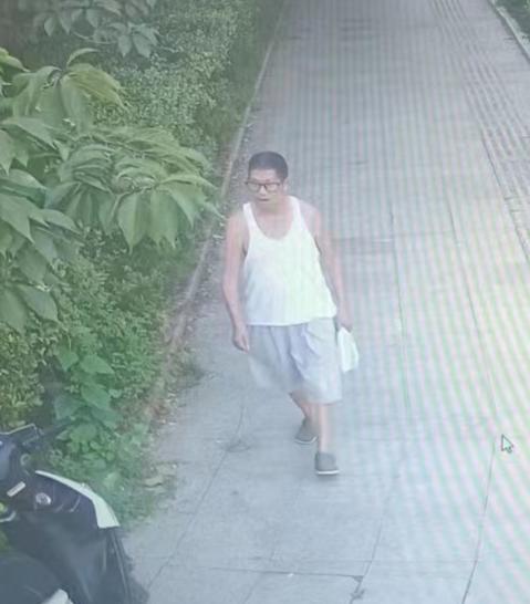 走失者照片 潍坊市诸城市急寻：八旬老人走失，穿...