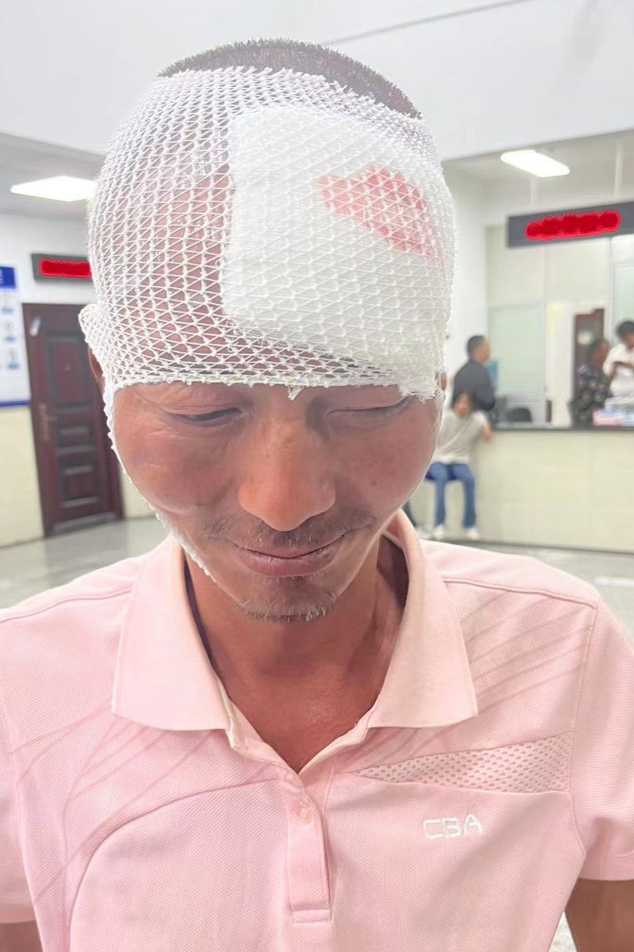走失者照片 昭通市寻亲：六旬老人被救助，头部受...